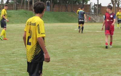 Sub-15 empata com SE Renovicente em jogo de muitos gols