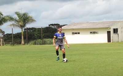 Júnior Jader Fell é o novo reforço do Futebol Clube Cascavel