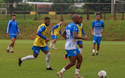 Cascavel enfrenta o Maringá no Estádio Willie Davids neste sábado (27)