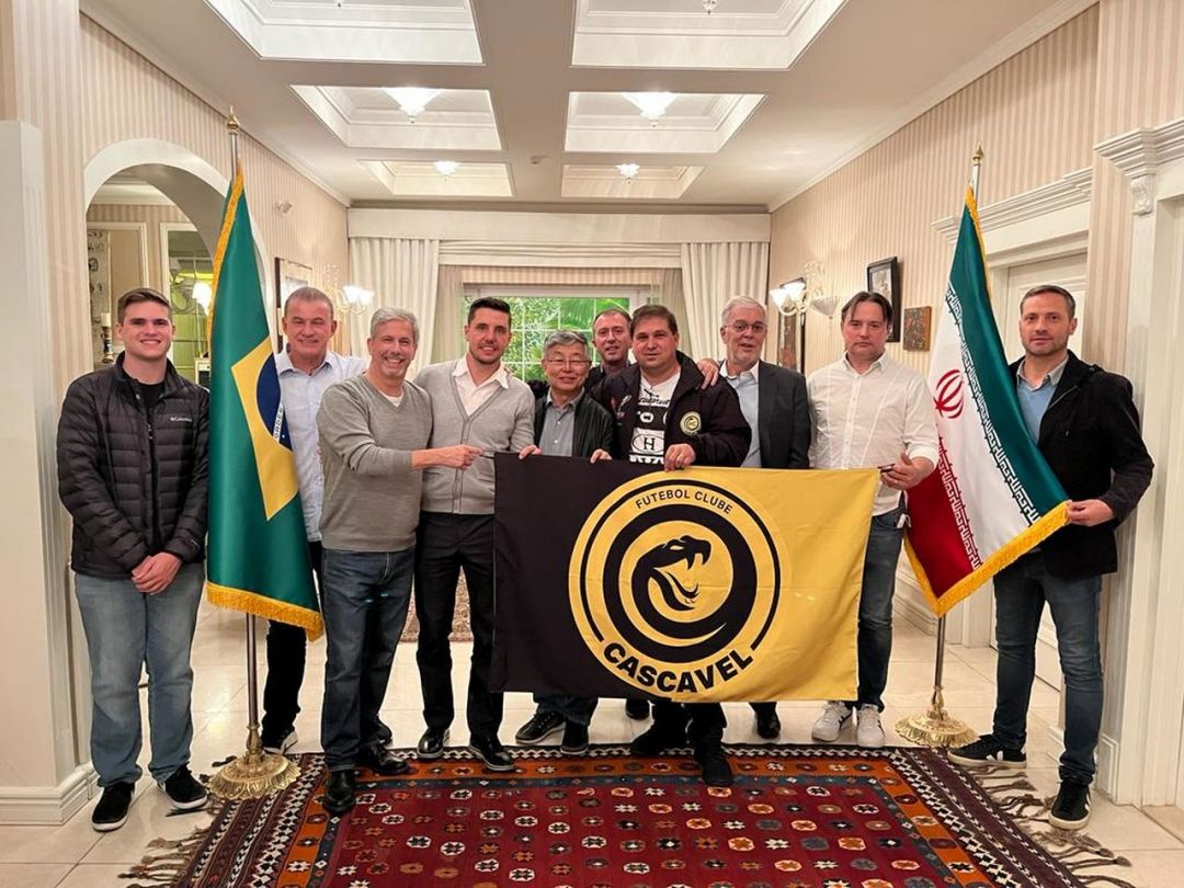 Cascavel fecha parceria internacional com equipe do Sepahan Sport Club do  Irã - Jornal O Paraná