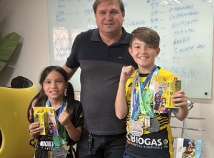FC Cascavel apoia projeto Anjos do Combate e conquista Copa do Brasil de Kickbox