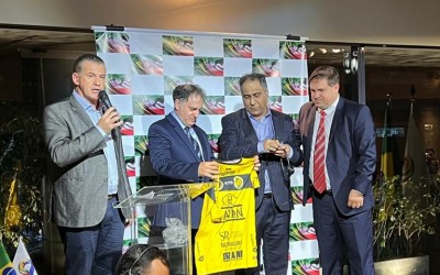 Cascavel e clube iraniano Sepahan Sport Clube finalizam acordo